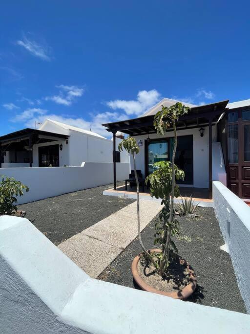 Casa Mesana Nuevo Apartamento En La Playa Con Aire Acondicionado Playa Honda  Buitenkant foto